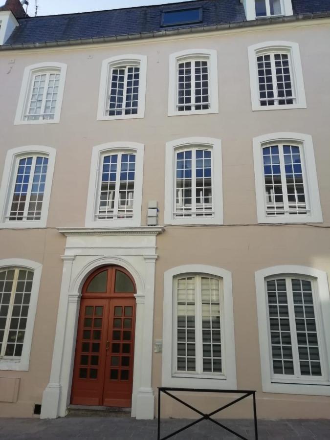 Appartement 4 Personnes Hyper Centre En Vieille Ville Au Pied Des Remparts 볼로뉴쉬르메르 외부 사진