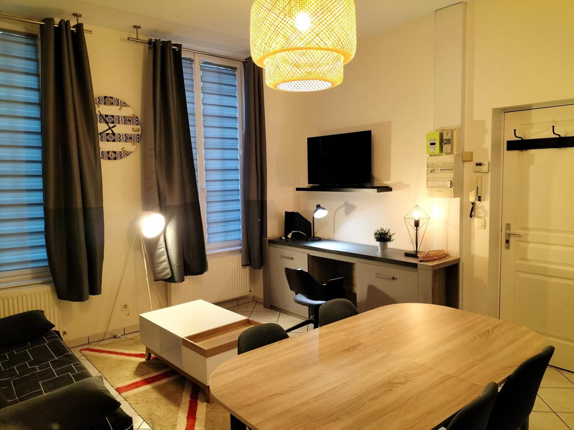 Appartement 4 Personnes Hyper Centre En Vieille Ville Au Pied Des Remparts 볼로뉴쉬르메르 외부 사진
